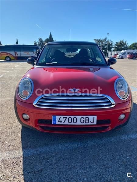 Rojo Usado 2008 Mini Cooper D Utilitario | 4950 € (Precio justo) - Imagen 1/4