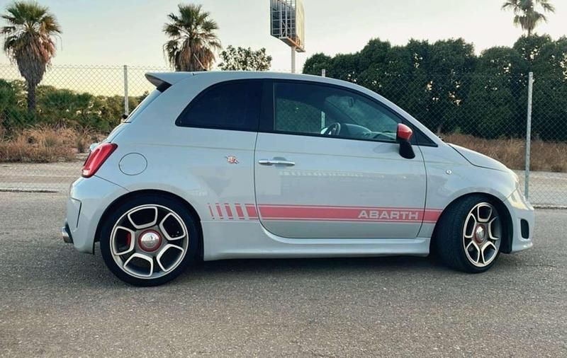 Usado Abarth 500 140 CV (102 kW) 2012 Blanco Utilitario