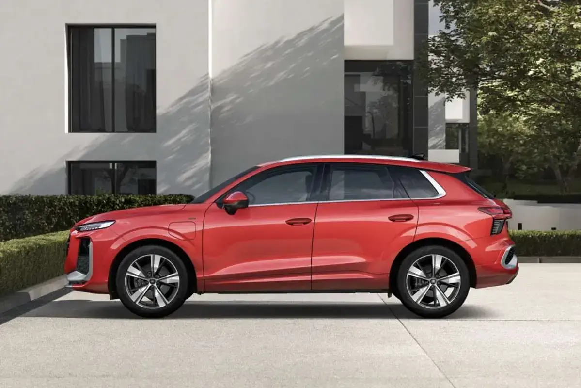 Nuevo Audi Q3 S-Line 272 CV (200 kW) 2026 Rojo SUV