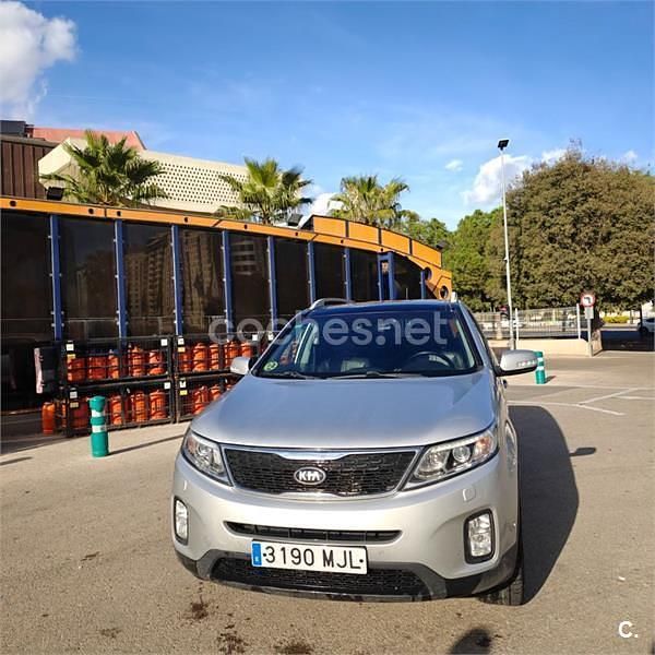 Gris / plata Usado 2014 Kia Sorento SUV | 12.499 € (Precio justo) - Imagen 1/4