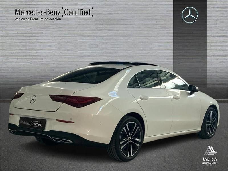 Usado Mercedes CLA180 136 CV (100 kW) 2021 Blanco Berlina