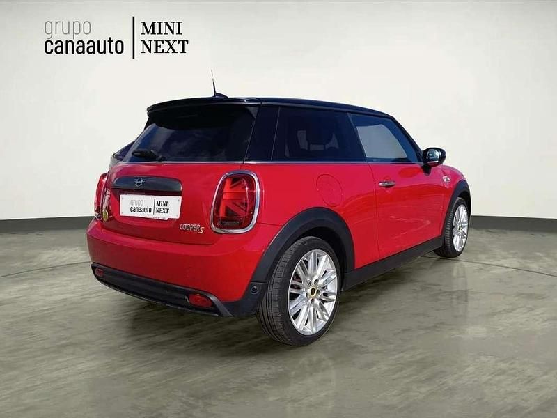 Usado Mini Cooper SE 135 kW (184 CV) 2020 Rojo Utilitario