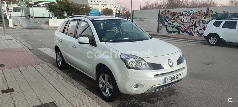 Blanco Usado 2010 Renault Koleos Privilege SUV | 6800 € (Precio justo) - Imagen 1/4