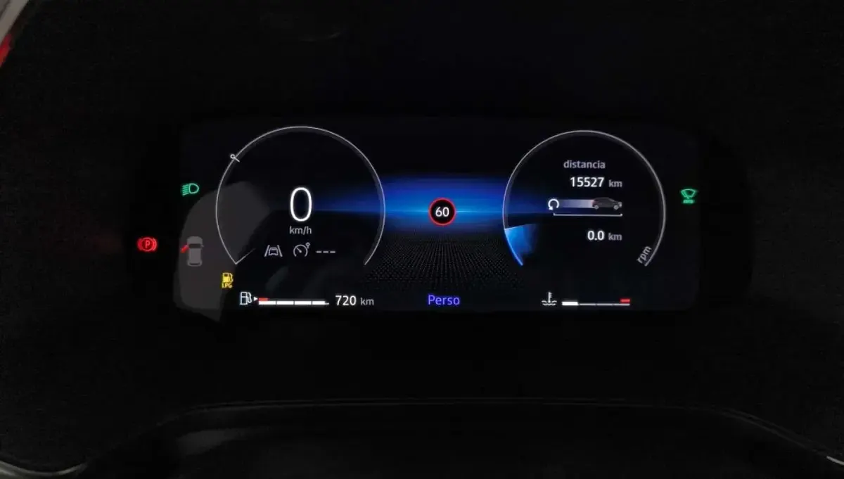 Usado Renault Captur Techno 101 CV (74 kW) 2025 Azul SUV