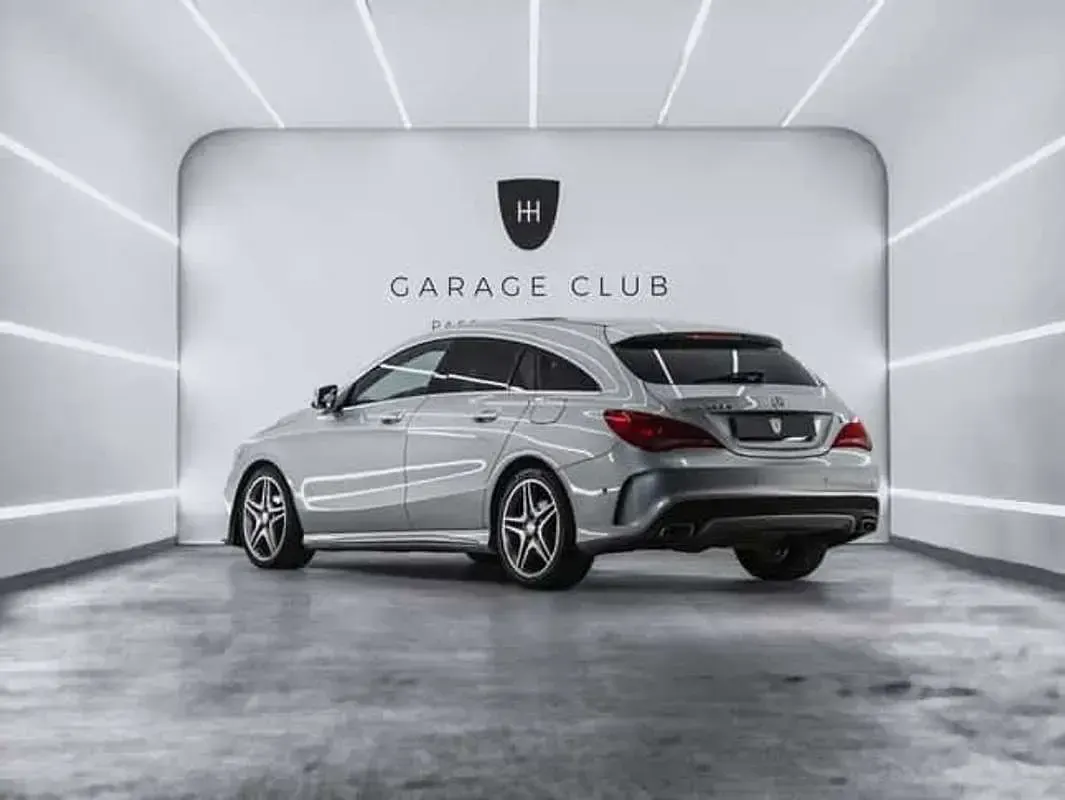 Usado Mercedes CLA200 Shooting Brake 136 CV (100 kW) 2016 Familiar