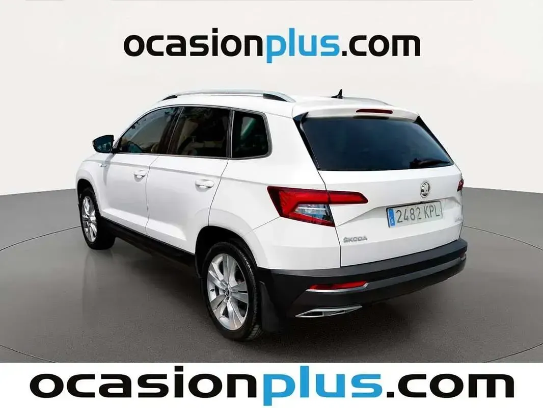 Usado Skoda Karoq Ambition 116 CV (85 kW) 2018 Blanco SUV