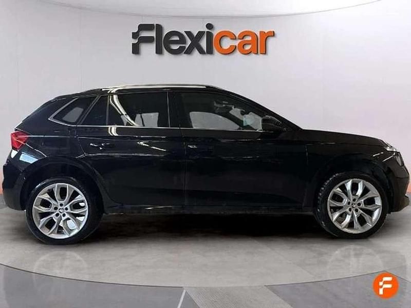 Usado Skoda Kamiq 110 CV (80 kW) 2023 Negro SUV