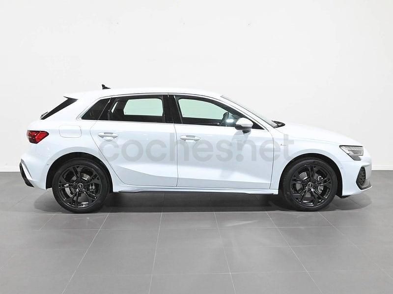 Usado Audi A3 S-Line 204 CV (150 kW) 2025 Blanco Berlina