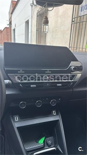Usado Citroën C4 Shine 131 CV (96 kW) 2024 Blanco SUV