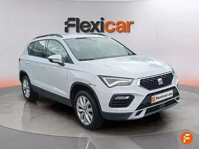 Usado Seat Ateca Style 150 CV (110 kW) 2023 Blanco SUV