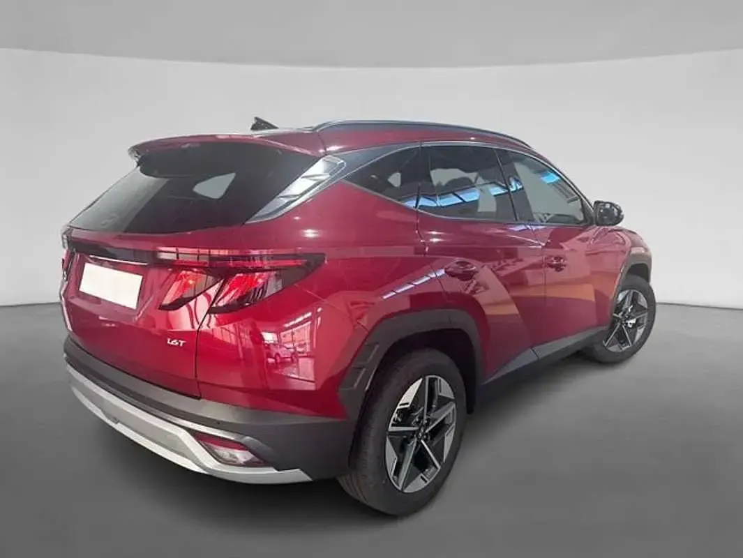 Usado Hyundai Tucson 160 CV (117 kW) 2024 Rojo SUV