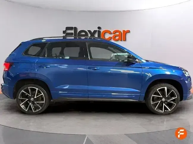 Usado Skoda Karoq SportLine 150 CV (110 kW) 2021 Azul SUV
