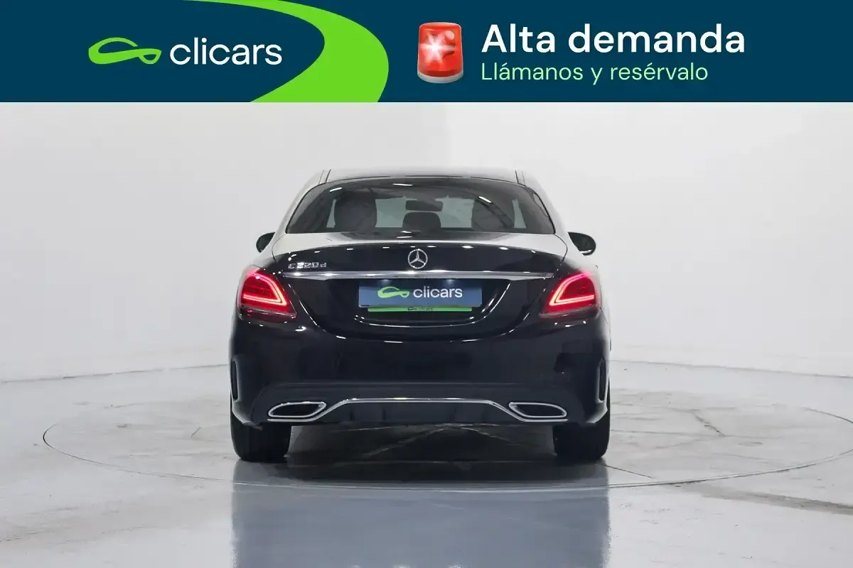 Usado Mercedes C220 194 CV (142 kW) 2021 Negro Berlina