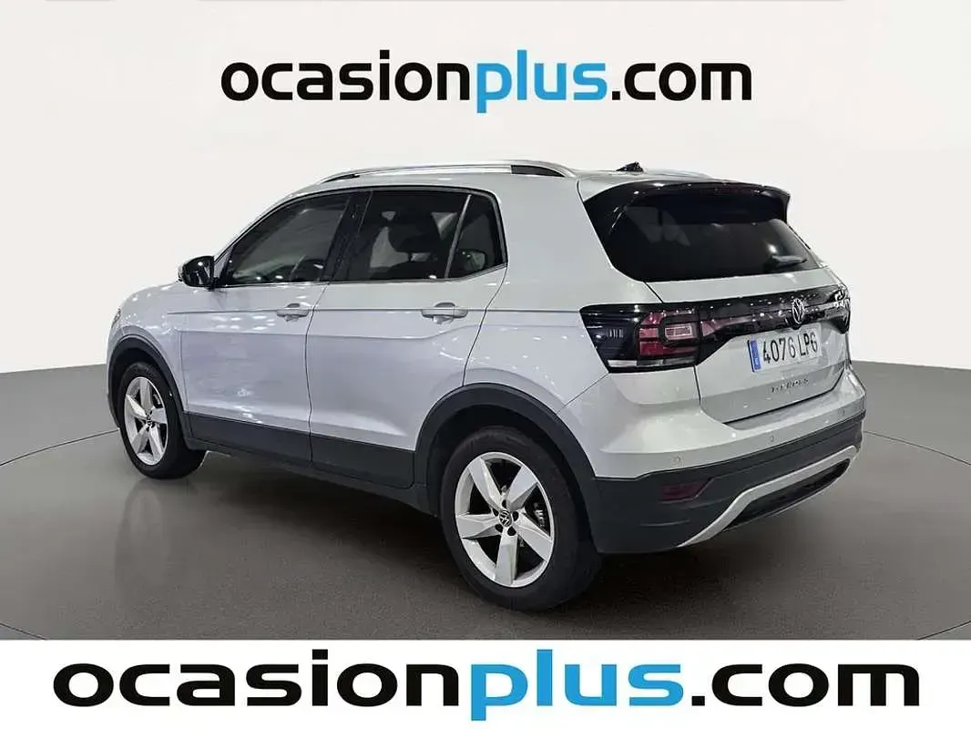 Usado VW T-Cross Sport 110 CV (80 kW) 2021 Gris SUV