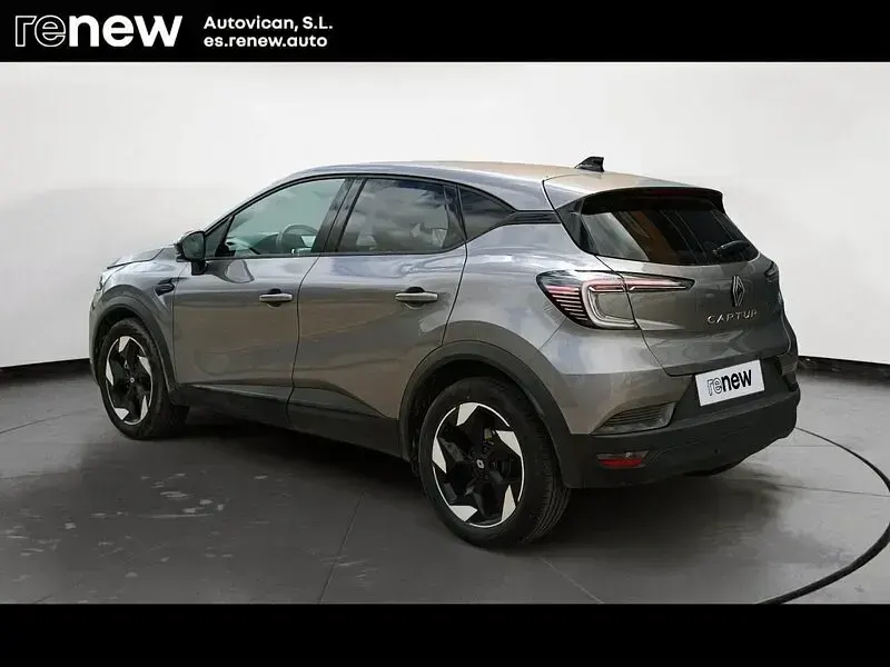 Usado Renault Captur Techno 100 CV (73 kW) 2025 Gris SUV