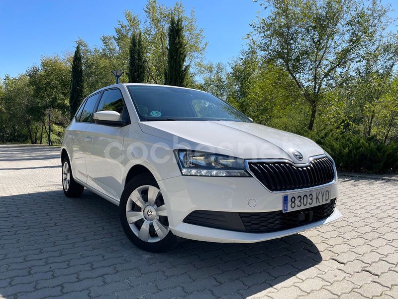 Blanco Usado 2019 Skoda Fabia Ambition Berlina | 7989 € - Imagen 1/4