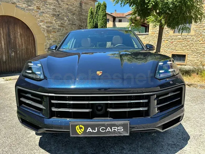 Usado Porsche Cayenne E-Hybrid 470 CV (345 kW) 2023 Azul SUV