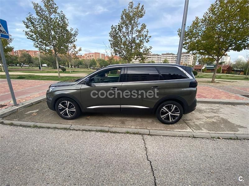 Usado Peugeot 5008 GT-line 165 CV (121 kW) 2018 Verde Monovolumen