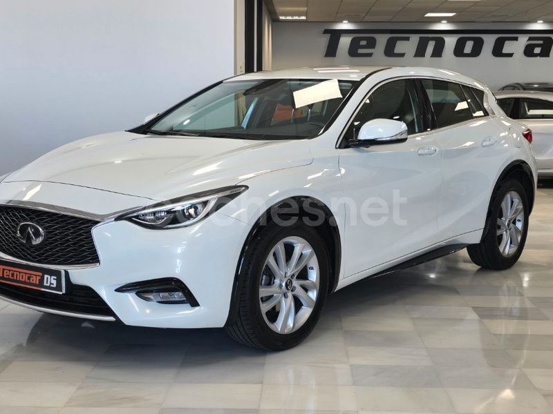 Blanco Usado 2017 Infiniti Q30 Premium Utilitario | 14.600 € (Un poco caro) - Imagen 1/4
