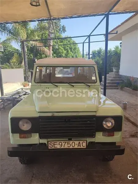 Usado Land Rover Defender 112 CV (82 kW) 1995 Verde SUV
