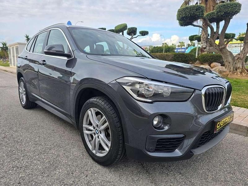 Usado BMW X1 Sport Line 136 CV (100 kW) 2017 Gris SUV