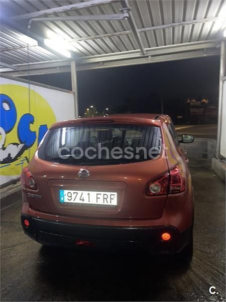 Usado Nissan Qashqai Acenta 115 CV (84 kW) 2007 Rojo SUV