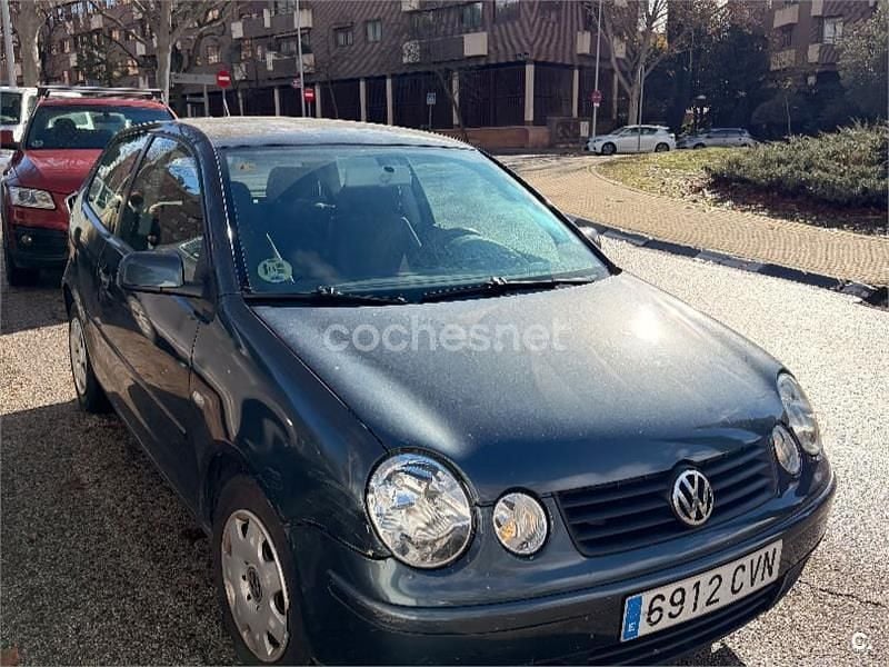 Verde Usado 2004 VW Polo Highline Berlina | 3800 € (Precio justo) - Imagen 1/4