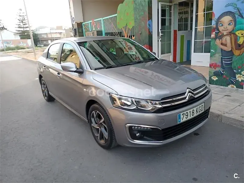 Usado Citroën C-Elysee I Shine 102 CV (75 kW) 2018 Gris / plata Berlina