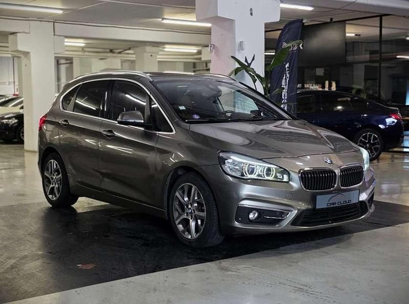 Usado BMW 225 Active Tourer Luxury Line 231 CV (169 kW) 2015 Marrón Monovolumen