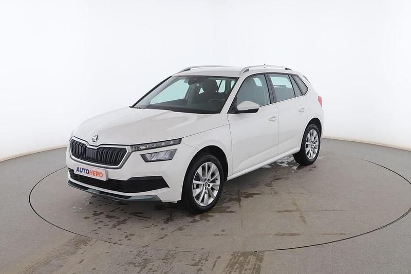 Negro Usado 2020 Skoda Kamiq Ambition SUV | 16.199 € (Precio justo) - Imagen 1/3
