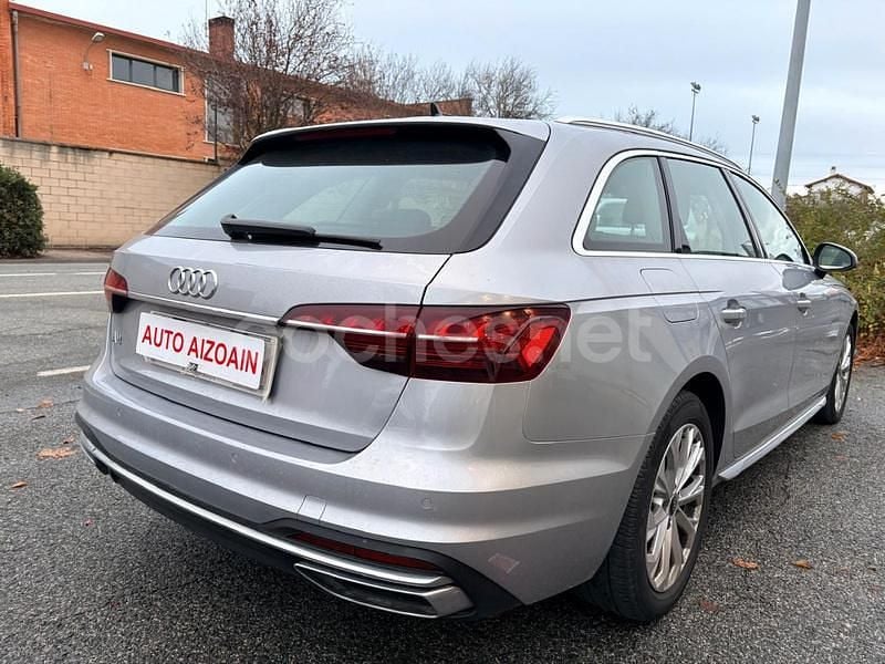 Usado Audi A4 Advanced Plus 163 CV (119 kW) 2023 Gris / plata Familiar