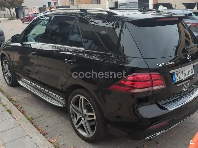 Usado Mercedes GLE250 204 CV (150 kW) 2016 Negro SUV