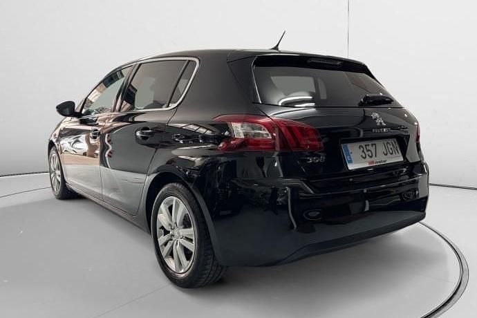 Usado Peugeot 308 Style 131 CV (96 kW) 2015