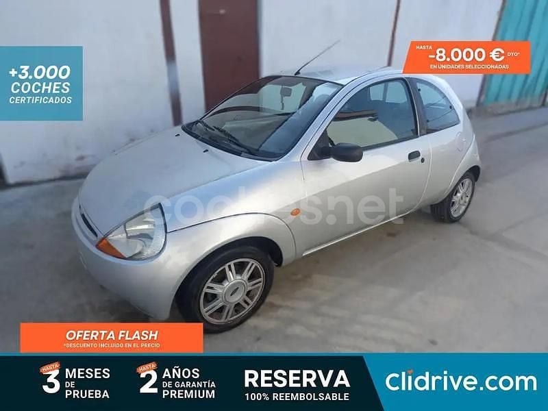 Gris / plata Usado 2005 Ford Ka Trend Berlina | 2490 € - Imagen 1/3