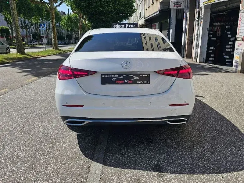 Usado Mercedes C200 204 CV (150 kW) 2023 Blanco Berlina