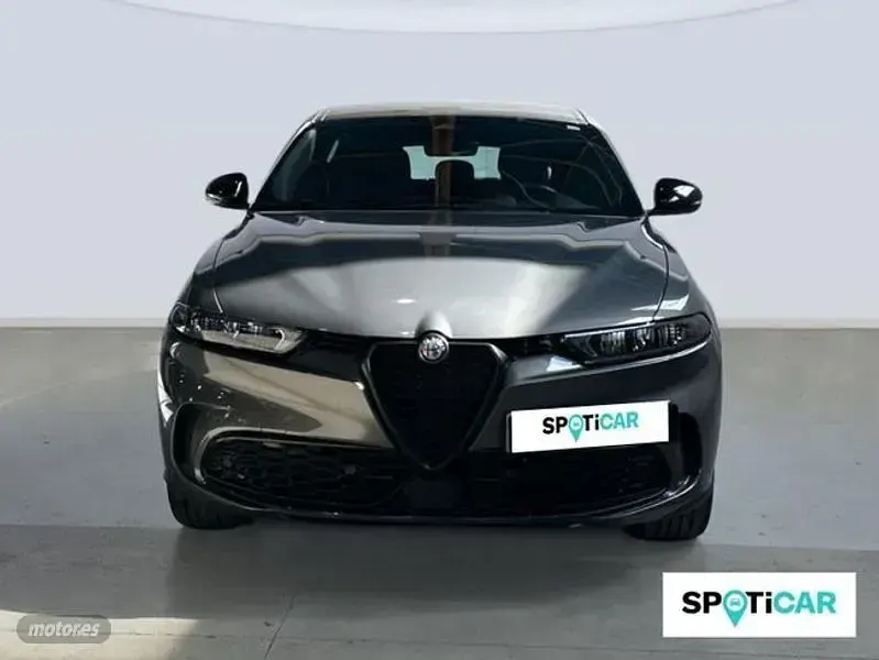 Usado Alfa Romeo Tonale Sprint 130 CV (95 kW) 2023 Gris SUV