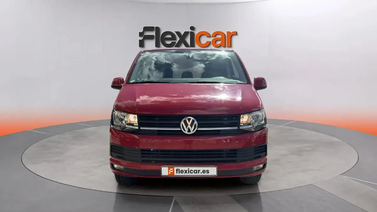 Usado VW Caravelle 102 CV (75 kW) 2018 Rojo Van