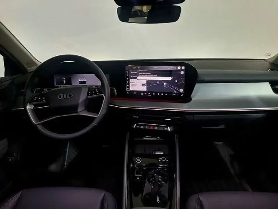 Usado Audi Q3 Sportback Sport 204 CV (150 kW) 2026 Rojo SUV