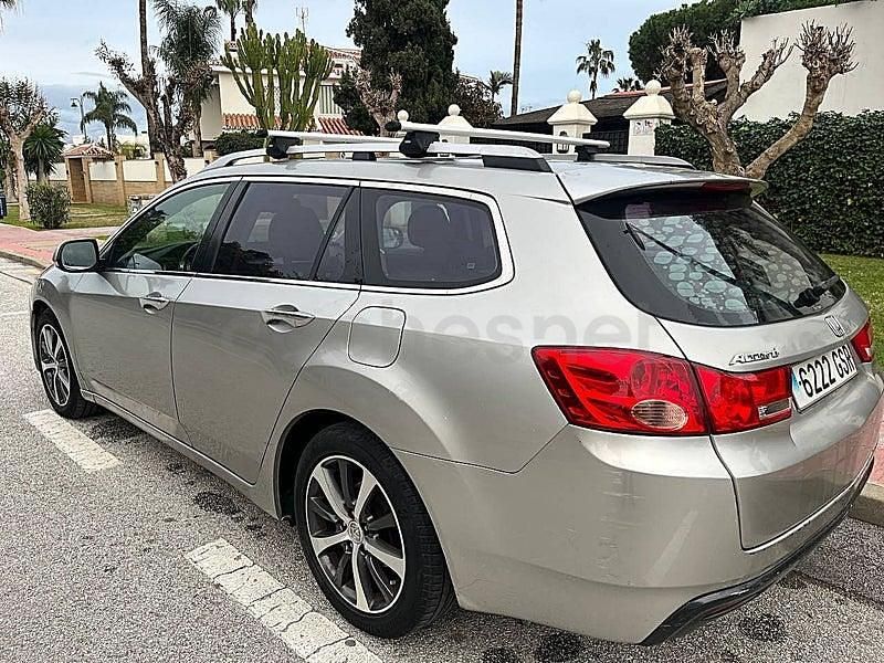 Usado Honda Accord Executive 150 CV (110 kW) 2010 Gris Familiar