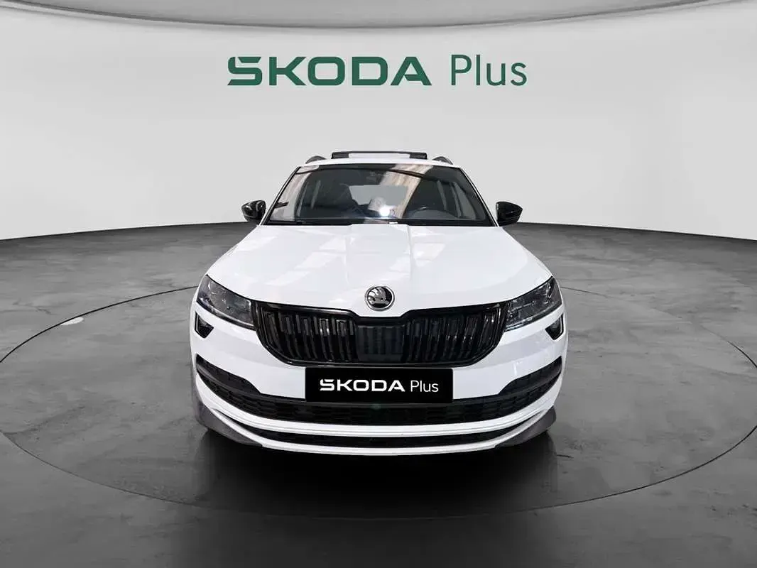 Begagnad Skoda Karoq SportLine 150 HK (110 kW) 2022 Vit SUV