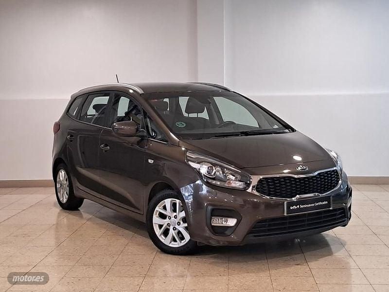 Usado 2017 Kia Carens Monovolumen | 15.850 € (Caro) - Imagen 1/4