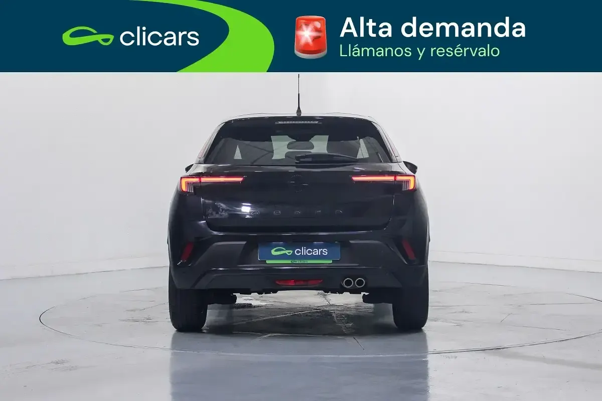 Usado Opel Mokka GS Line 130 CV (95 kW) 2022 Negro SUV