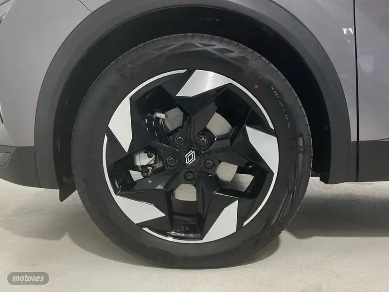 Usado Renault Captur Techno 145 CV (106 kW) 2025 Gris SUV