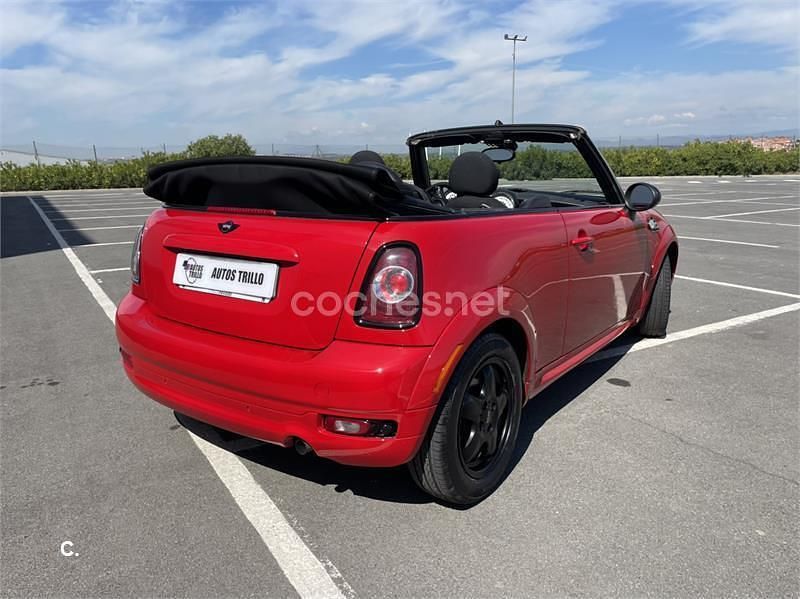 Usado Mini One Cabriolet 90 CV (66 kW) 2010 Rojo Descapotable
