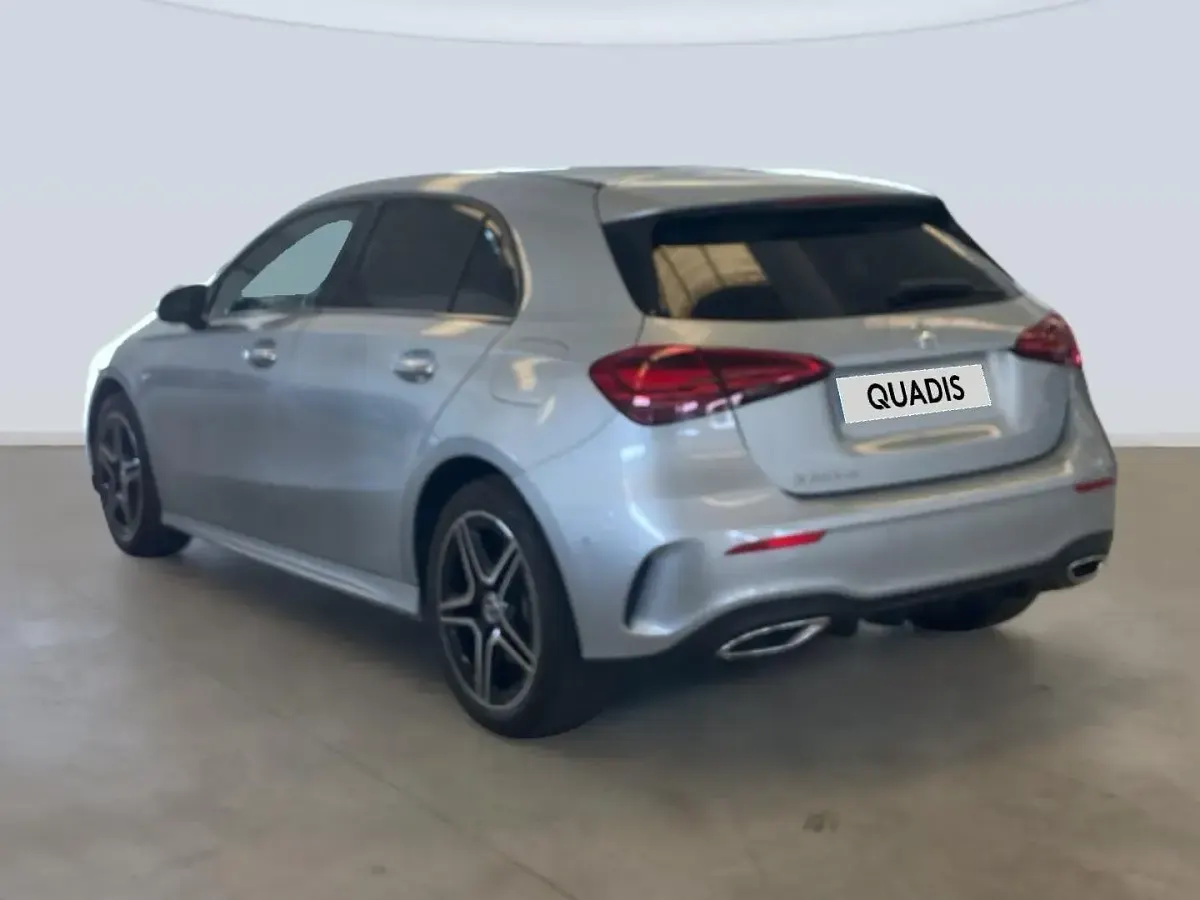 Usado Mercedes A250 218 CV (160 kW) 2025 Gris plata