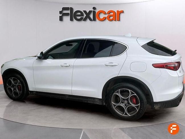 Usado Alfa Romeo Stelvio Executive 280 CV (205 kW) 2017 Blanco SUV