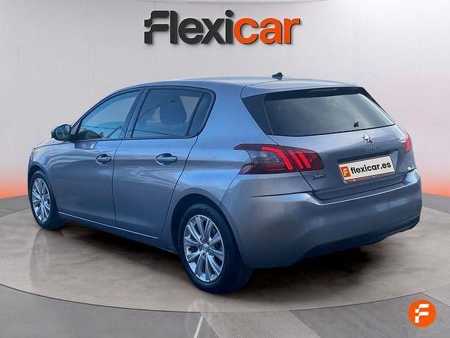 Usado Peugeot 308 Access 110 CV (80 kW) 2020 Gris