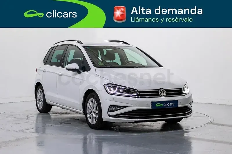 Usado VW Golf Sportsvan Advance 115 CV (84 kW) 2018 Blanco Monovolumen