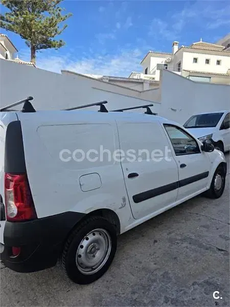 Usado Dacia Logan Ambiance 70 CV (51 kW) 2011 Blanco Familiar