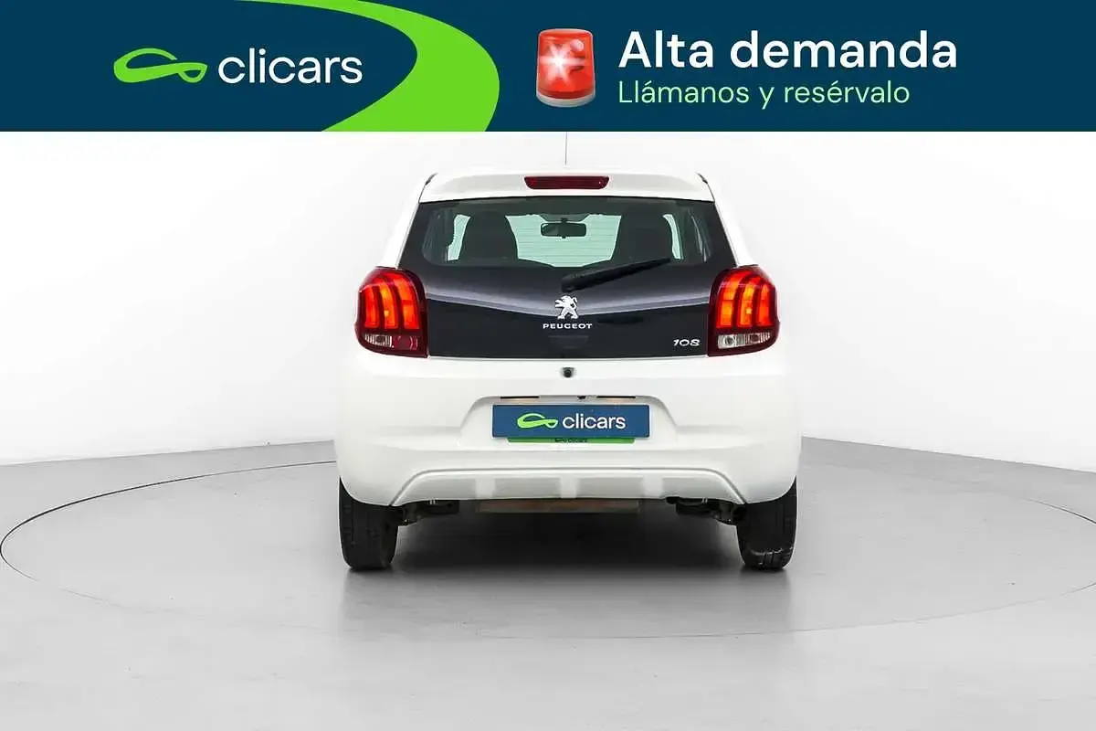 Usado Peugeot 108 Allure 82 CV (60 kW) 2017 Blanco Utilitario